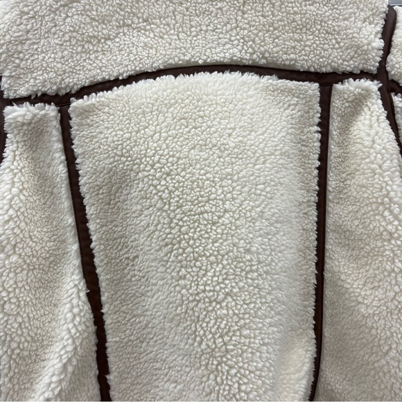 Levi’s Sherpa Moto Jacket - Picture 12 of 16